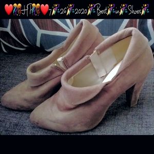 Zara Ankle Boots Tan Suedes sz 9 heel booties